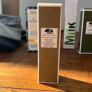 ORIGINS Plantscription NEW, SEALED
Retinol night moisturizer w/ Alpine Flower